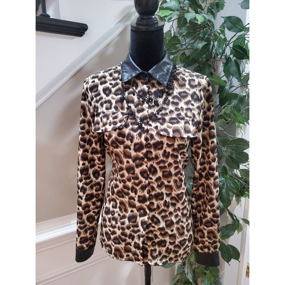 SHEIN Brown Animal Print Faux Leather Collar & Sleeve Button Down Shirt Size 4 - Picture 13 of 13